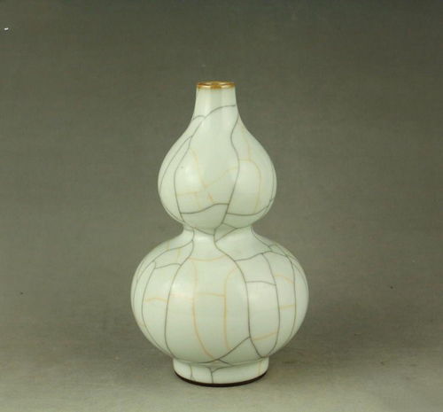 哥窯葫蘆瓶 從收藏鑒定到拍賣修復(fù)的藝術(shù)之旅